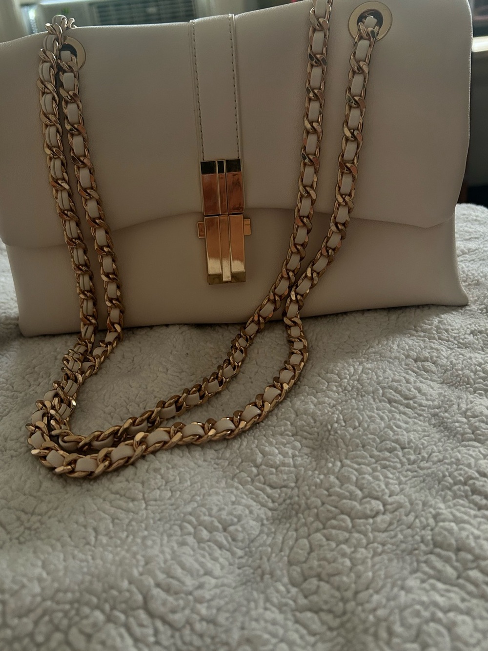 Aldo Cream Shoulder Bag with Gold Chain